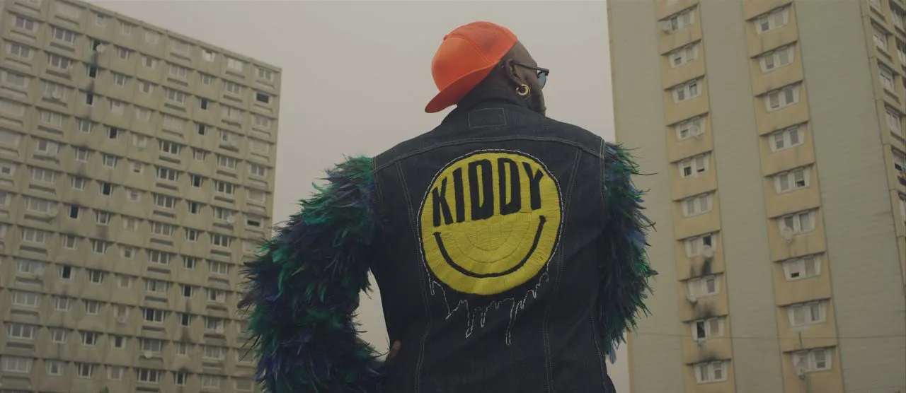 Kiddy Smile – Let A B!tch Know